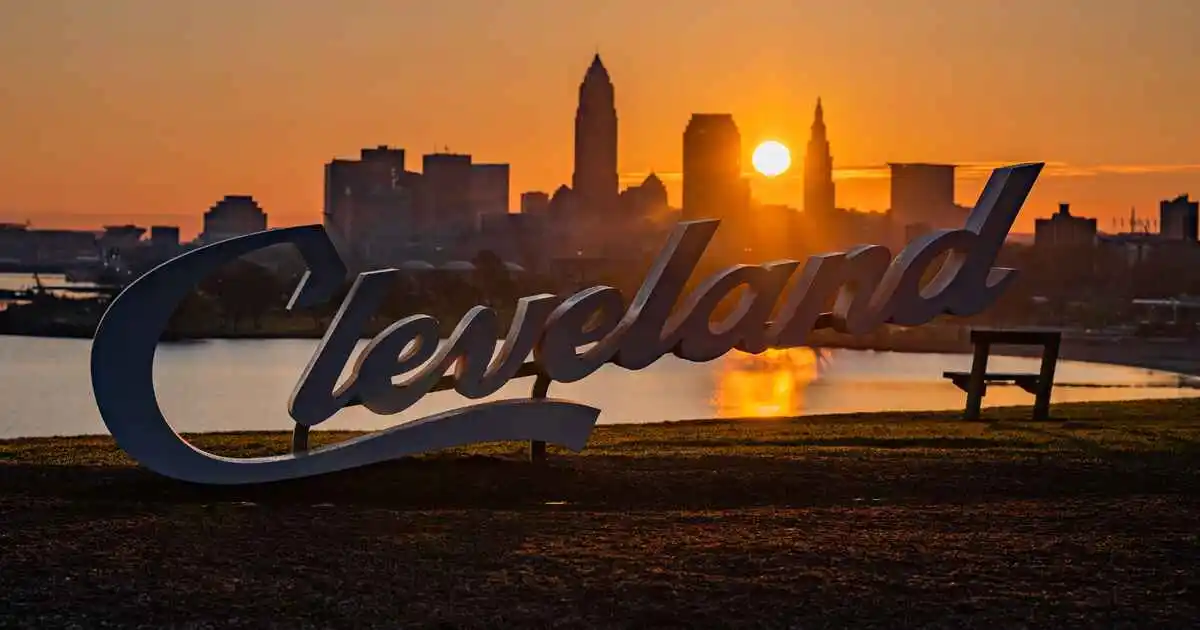 Downtown Cleveland from Edgewater Park